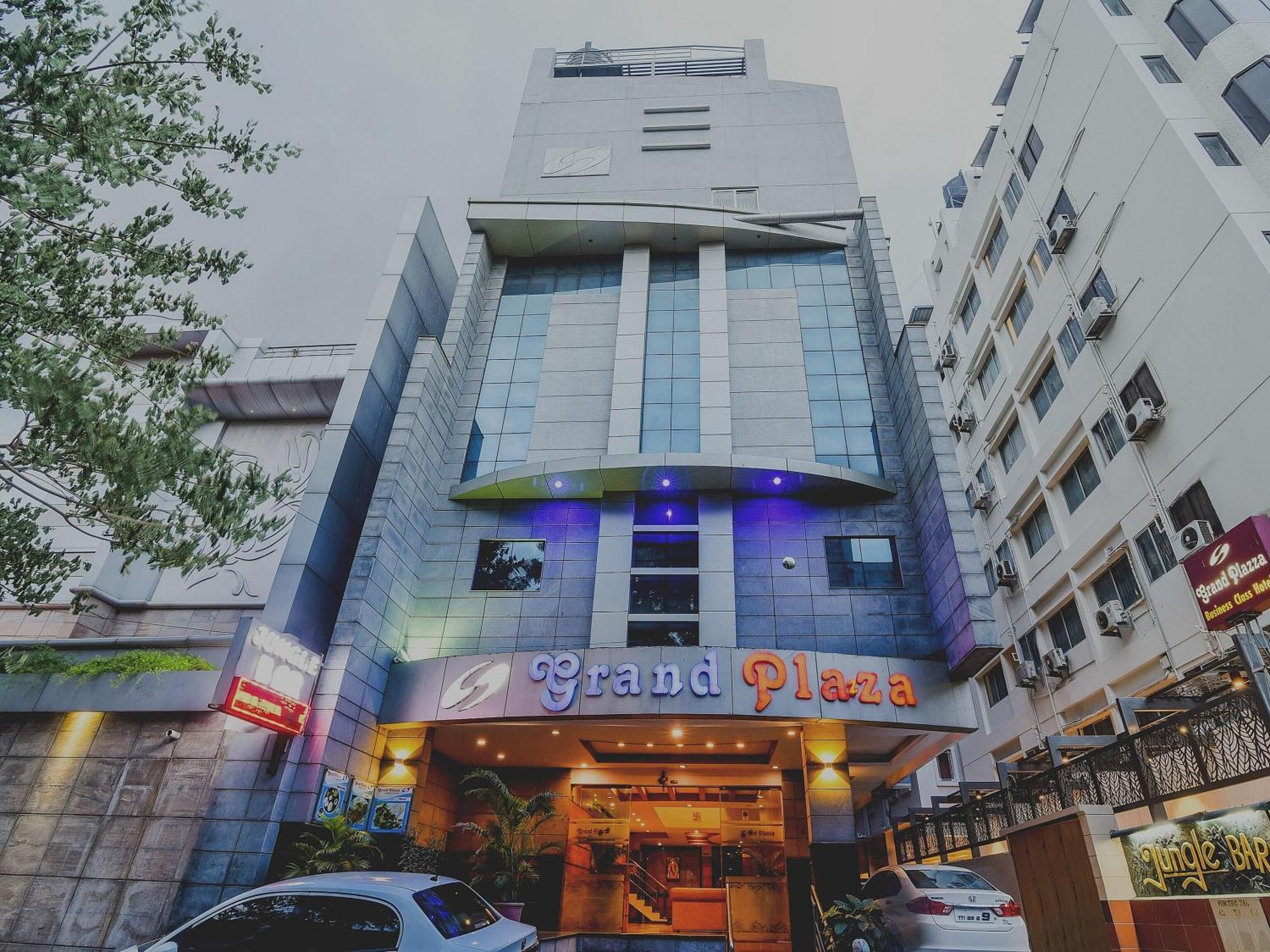 Super Capital O Grand Plaza Hotel Coimbatore Exterior foto